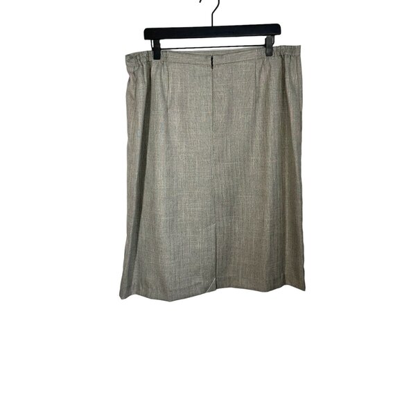 T. Milano Gray Ruffle 2-Piece Suit Set Blazer & Skirt Size 16W - Picture 5 of 12